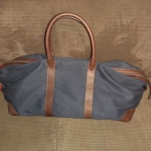 Cuyana travel bag